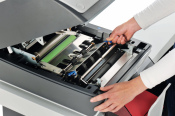 Kuvertiermaschine für alle Papierformate