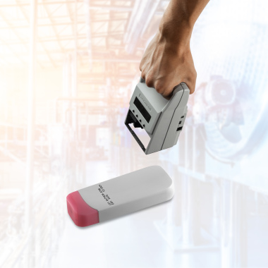 Abdruckbeispiele jetStamp 1025 Plastikflasche